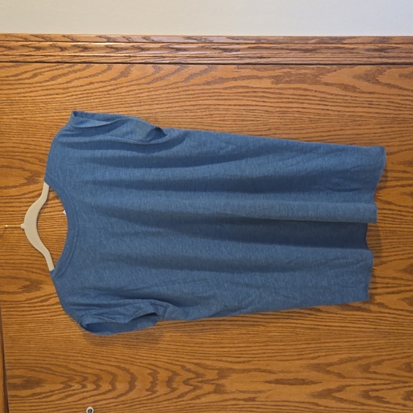 Bella Canvas Flowy Collection Tshirt - Picture 4 of 4